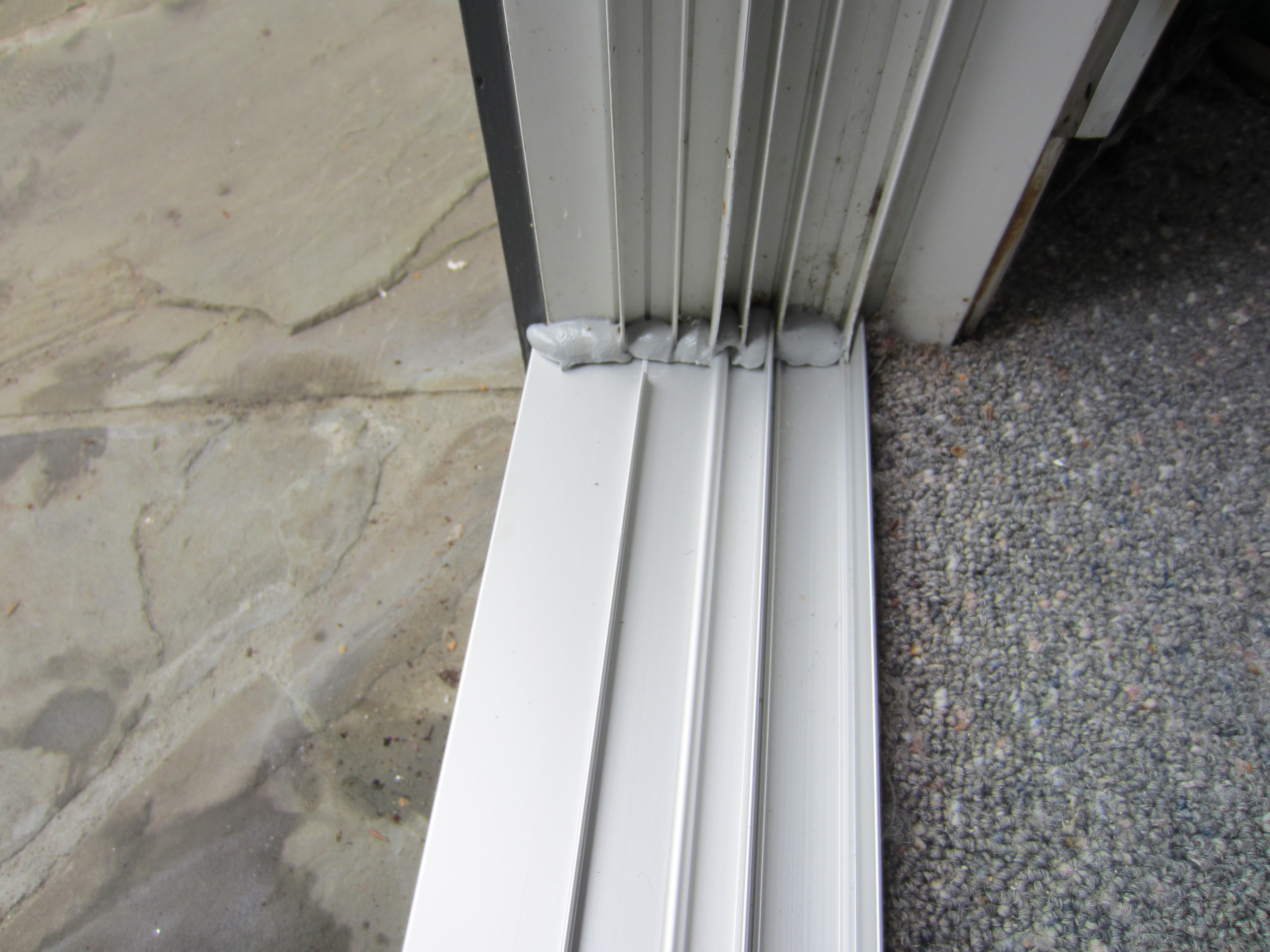 Triple Sliding Door Track Kit4000 X 3000