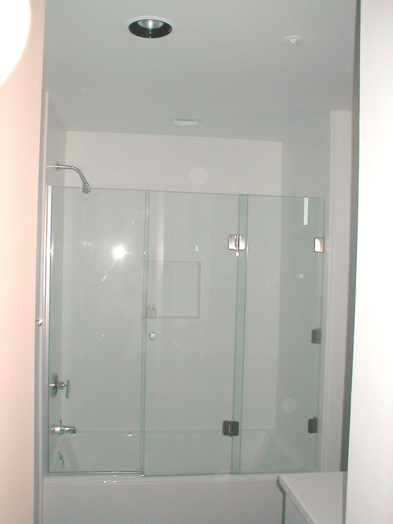 3 Panel Sliding Shower Tub Door800 X 1067