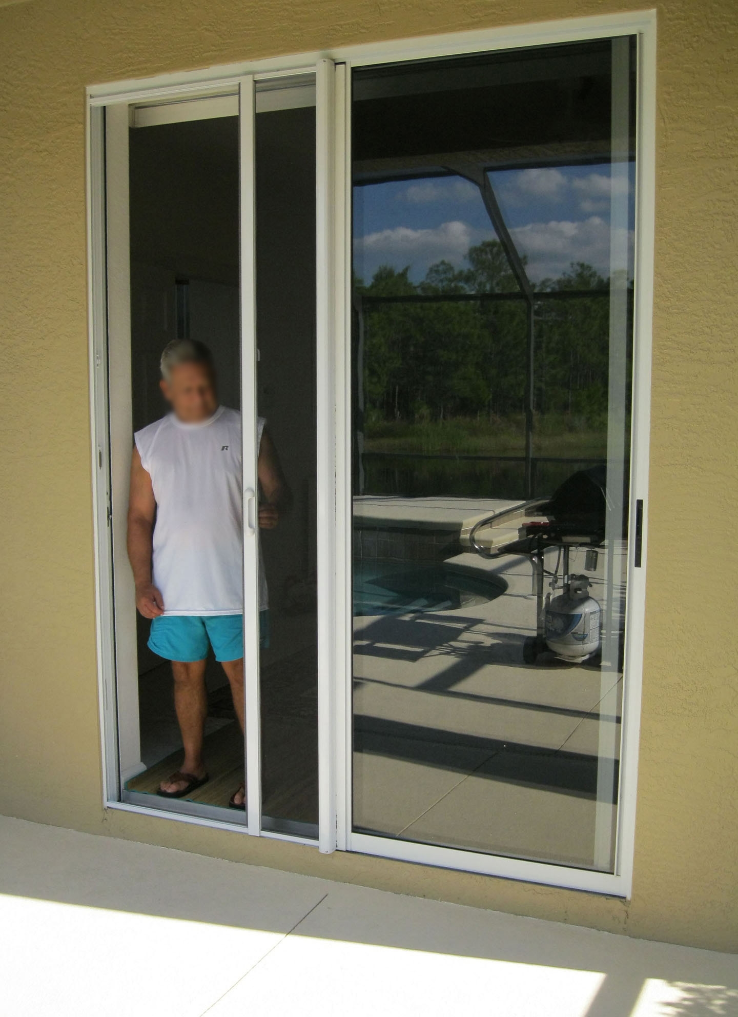 Do Sliding Patio Doors Have Screens