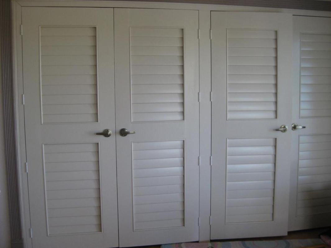 Plantation Shutter Sliding Closet Doors1065 X 799 