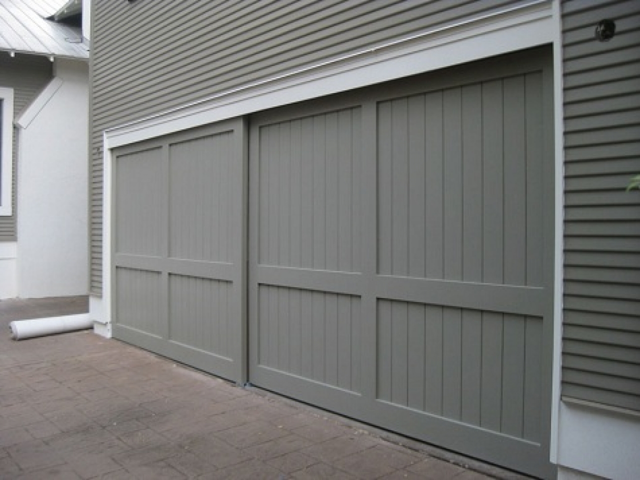 Sliding Garage Door Track Kit1280 X 960