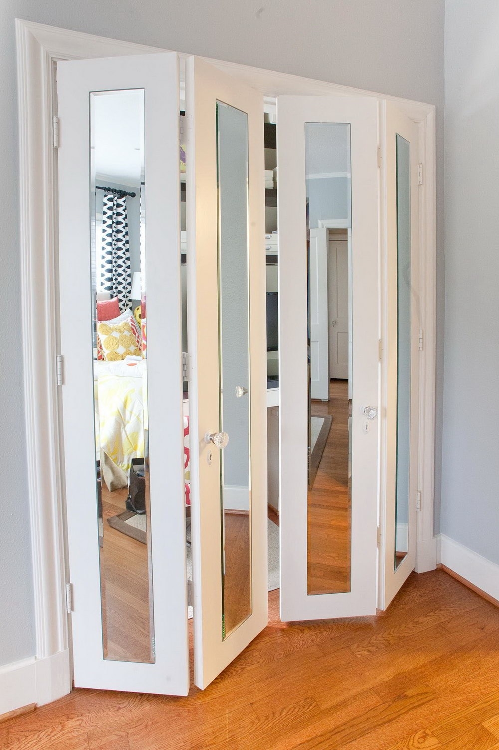 Sliding Mirror Closet Doors Home Hardwaremirror bifold closet doors furnitures mirror sliding closet doors