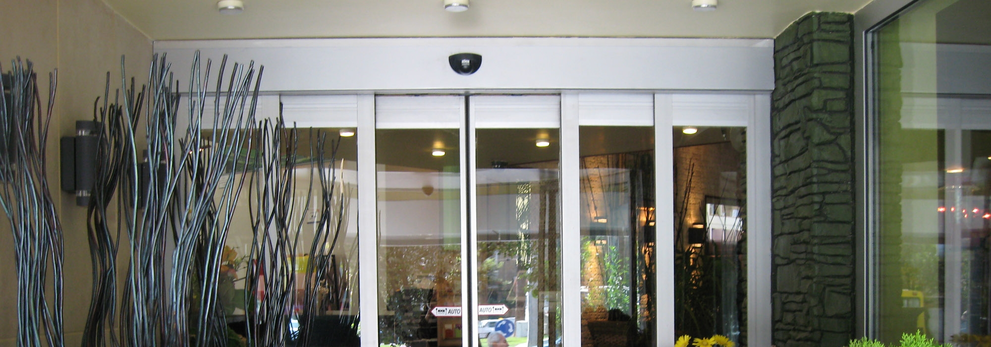 Telescopic Sliding Door Operator