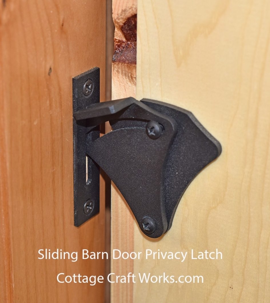 Sliding Barn Door Center Latch945 X 1061