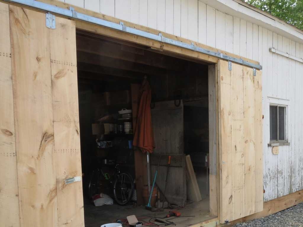 Sliding Barn Doors Exteriorbuild exterior sliding barn doors exterior sliding barn doors