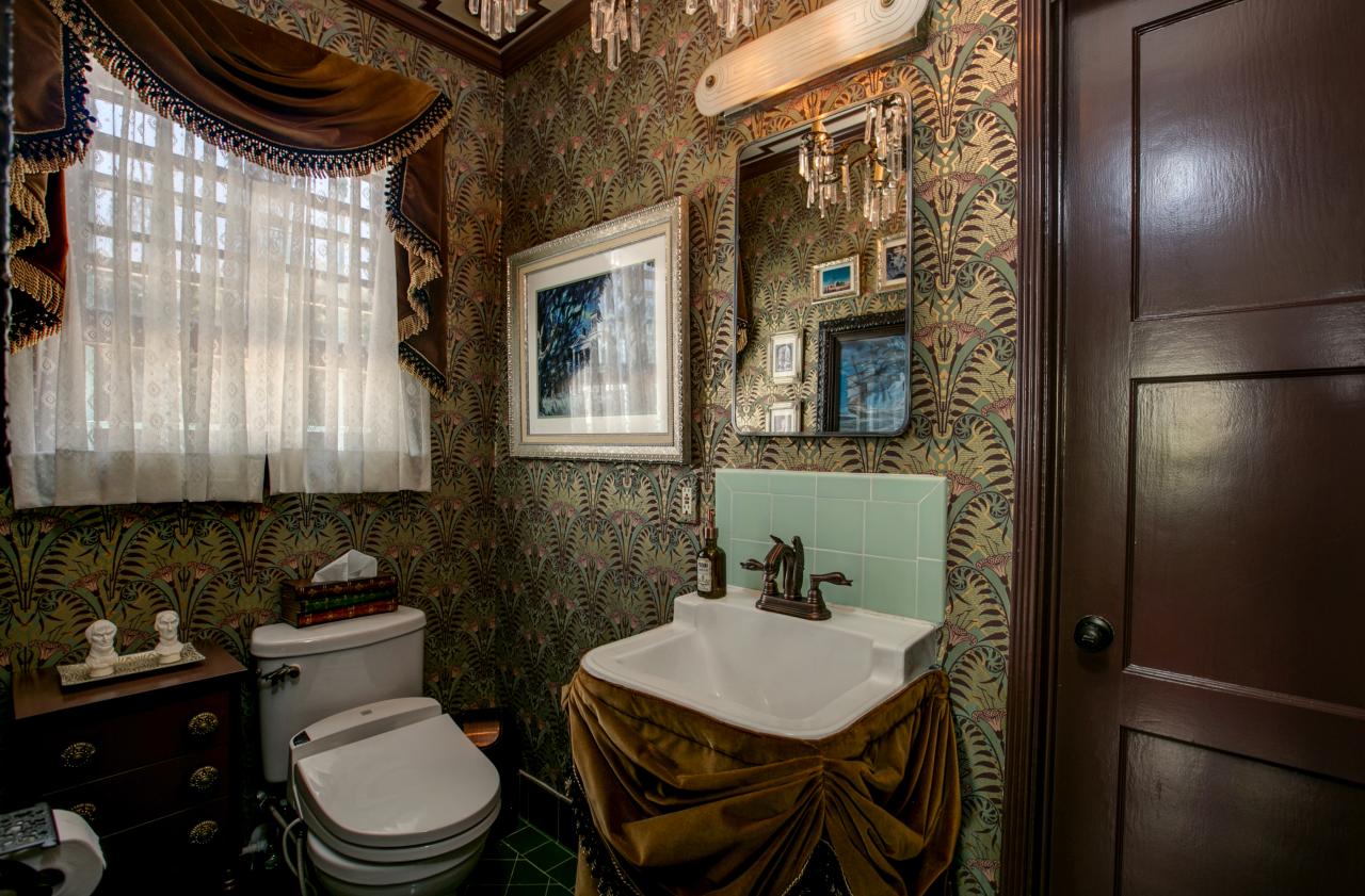 Our Haunted Mansion Bathroom Is on Apartment Therapy! Disney Travel
