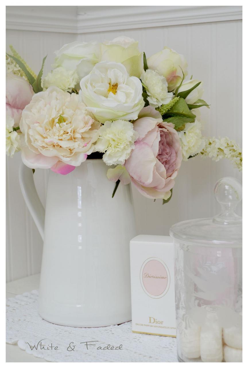 Beautiful silk peonies and roses arrangement Bathroom flowers, Fake