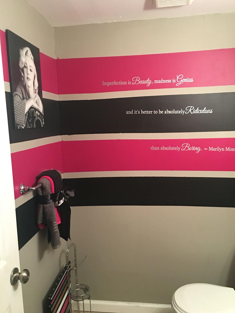 Marilyn Monroe inspired guest bathroom Marilyn monroe bathroom, Dream