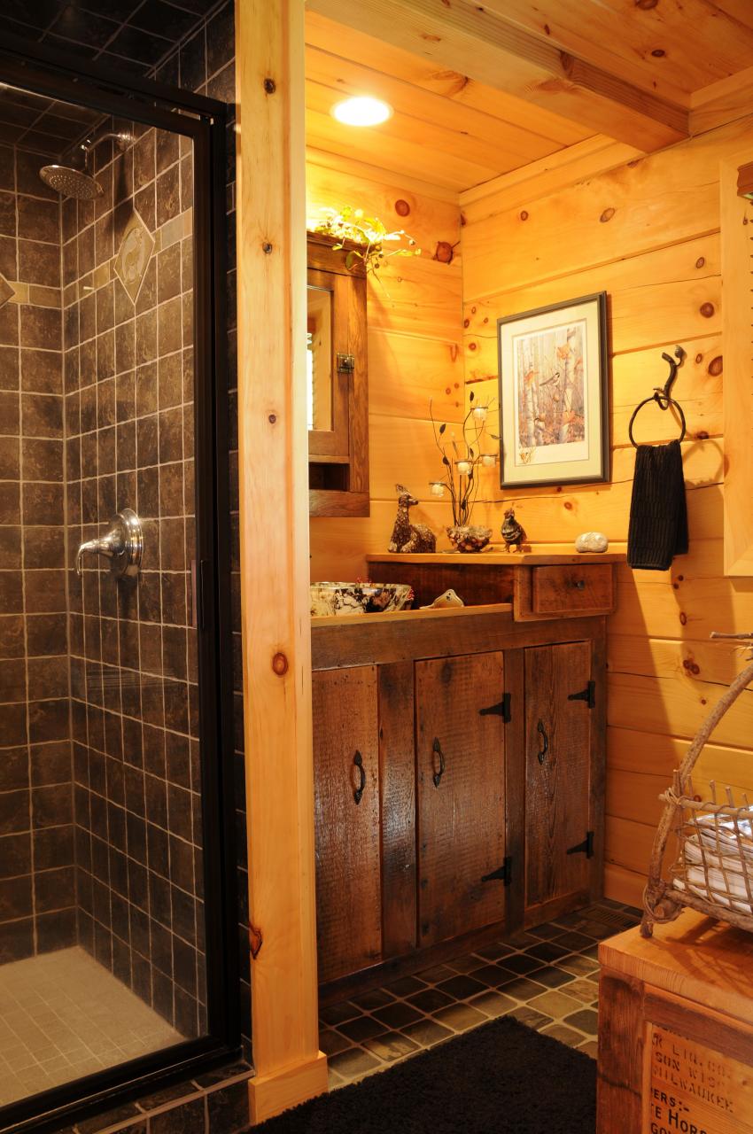 Small Cabin Bathroom Ideas