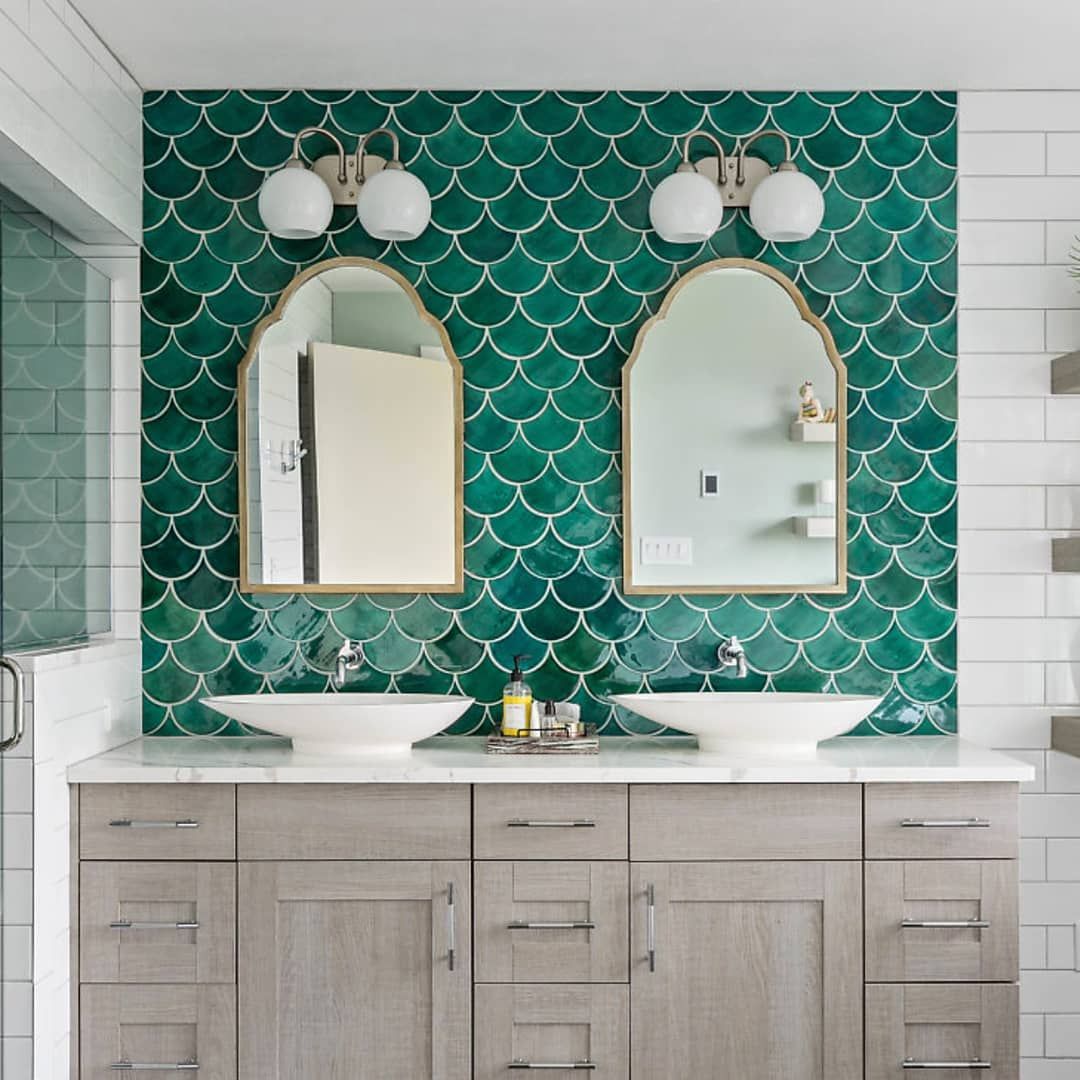 Major bathroom goals! 🙌 Beautiful interior design by tree_frog_design