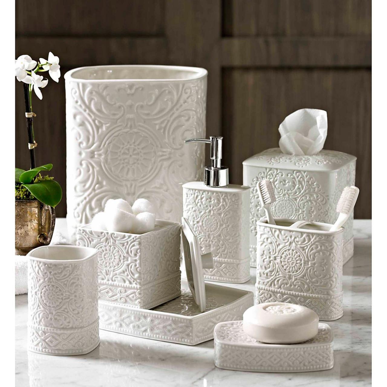 Trump Home Bedminster Damask Bath Accessory Collection This stylish