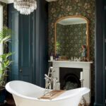 15 Stunning Bathroom Ideas Featuring Victorian Design in 2020