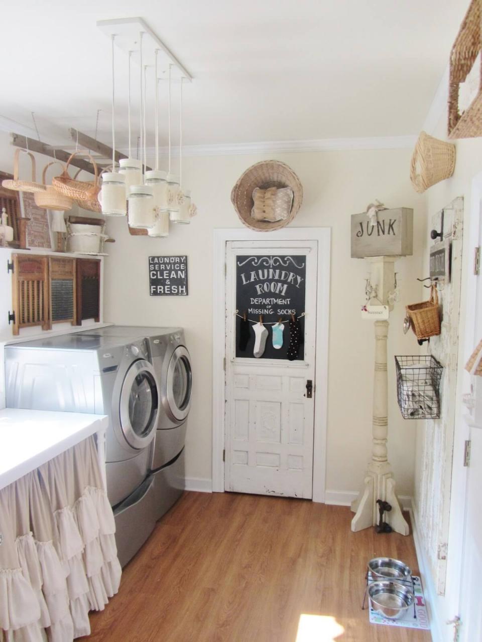 25 Best Vintage Laundry Room Decor Ideas and Designs for 2017