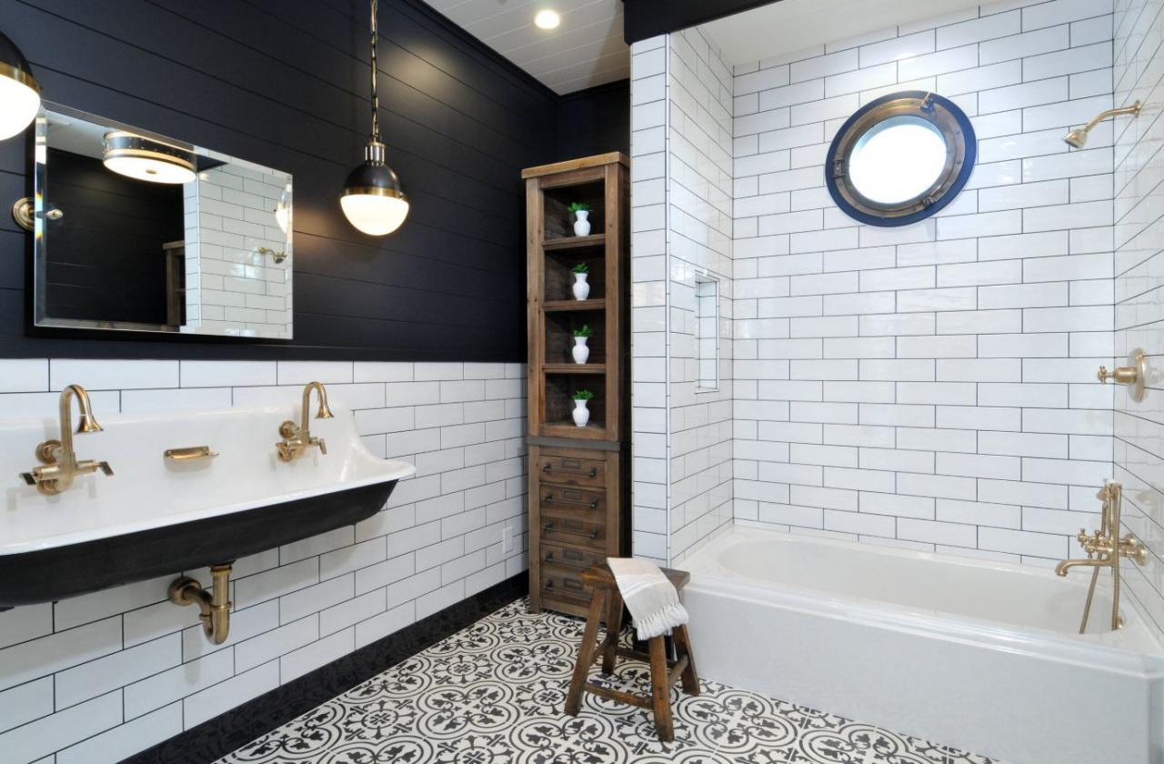 Black and White Bathroom Designs That Show Simple Can Also Be