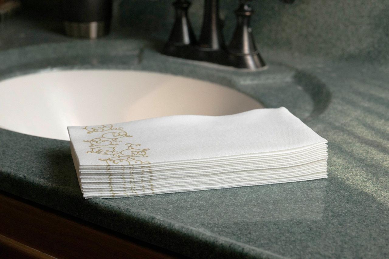 Simulinen Decorative LinenFeel Bathroom Hand Towels â€“ GOLD Floral
