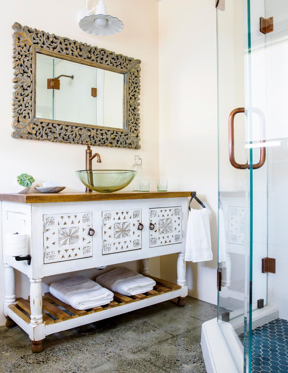 Tour a Stunning Home Makeover with International Style Mexican style