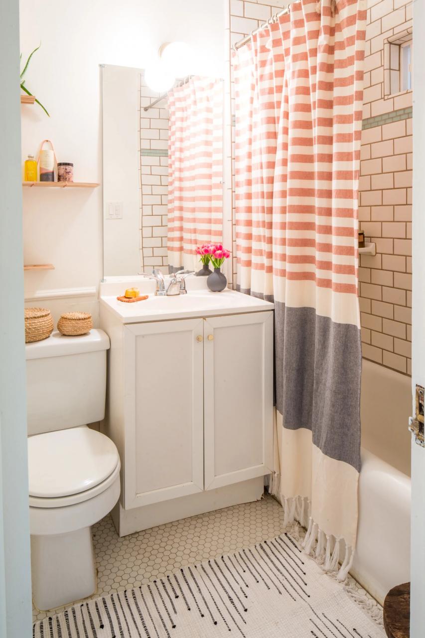 Small Bathroom Design & Storage Ideas Apartment Therapy