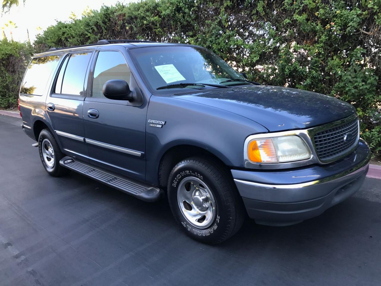 Used 2000 Ford Expedition XLT at City Cars Warehouse Inc