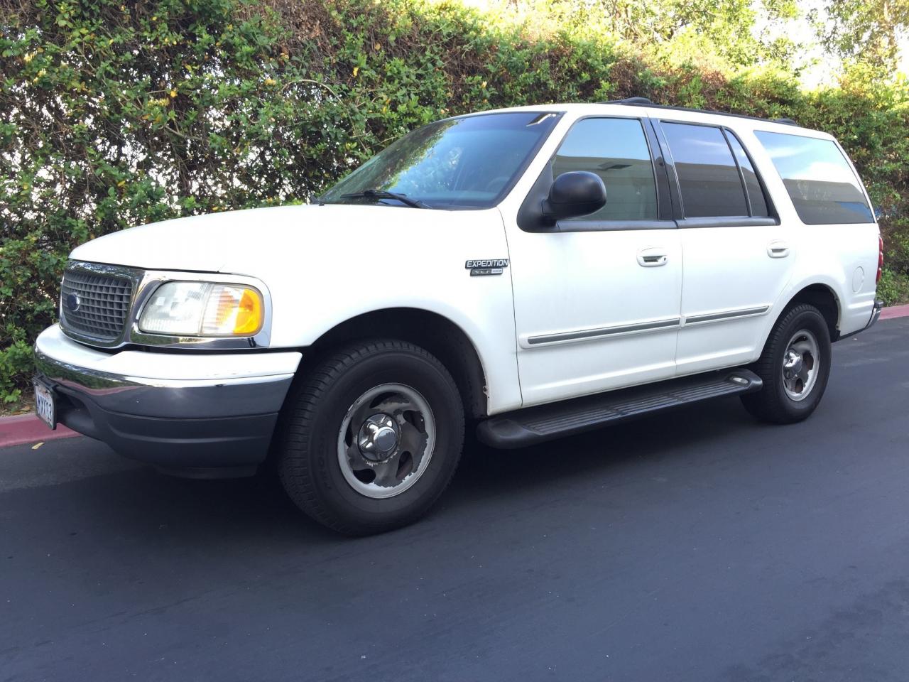 Used 2000 Ford Expedition XLT at City Cars Warehouse INC