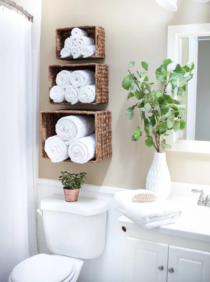 Small Bathroom Corner Shelf Ideas / In this modestly sized powder room