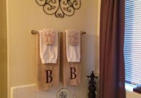 10+ Decorative Bathroom Towel Ideas