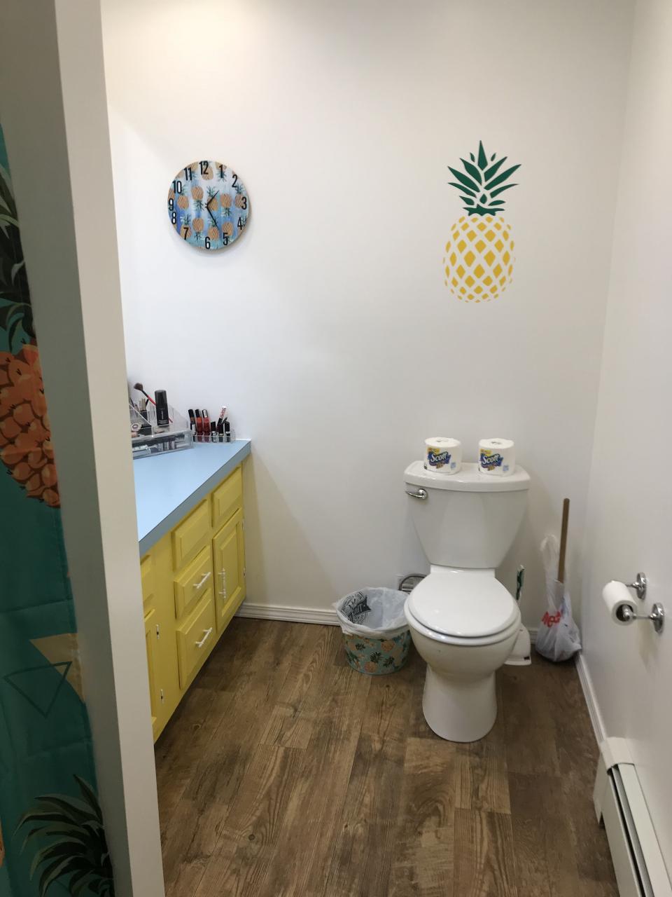 Pineapple Bathroom Decor 2020 Bathroom decor, Bathroom, Home projects