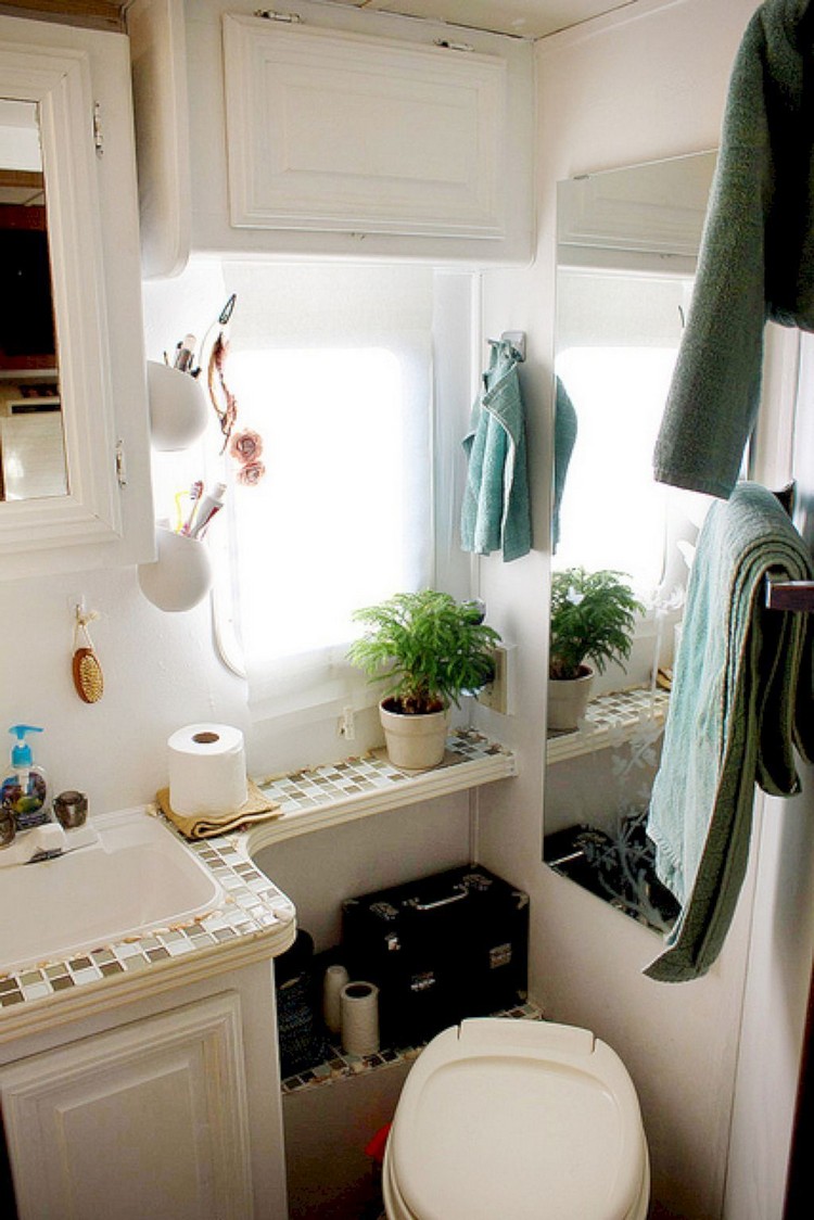 30+ Best RV Bathroom Remodel Ideas Page 4 of 20