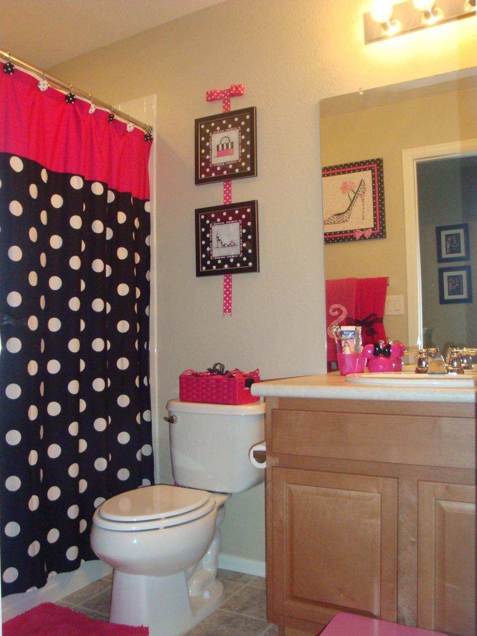 my daughters Minnie Mouse themed bathroom, with out going way to over