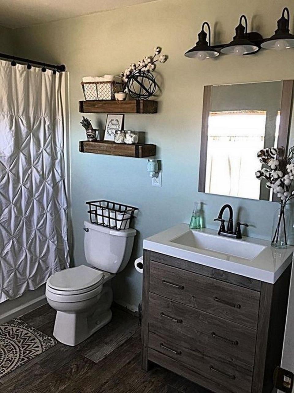 30+ Brilliant Farmhouse Bathroom Decor And Organization Ideas Guest