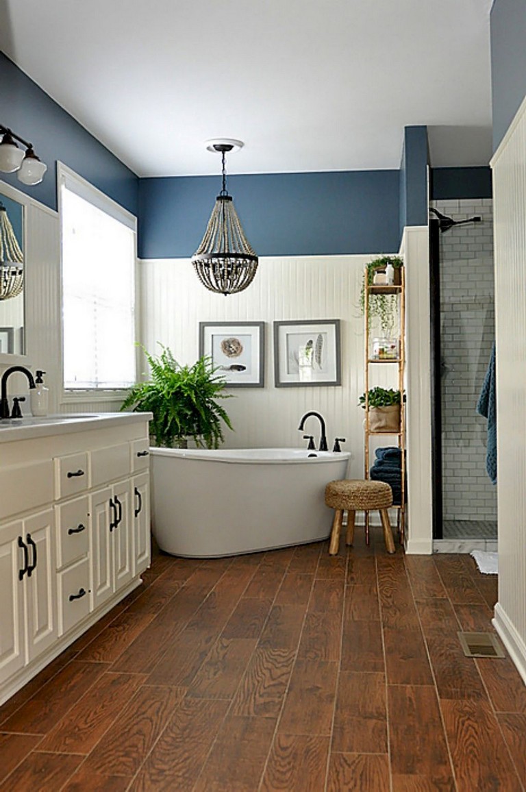 35+ Top Small Master Bathroom Decorating Ideas Page 36 of 37