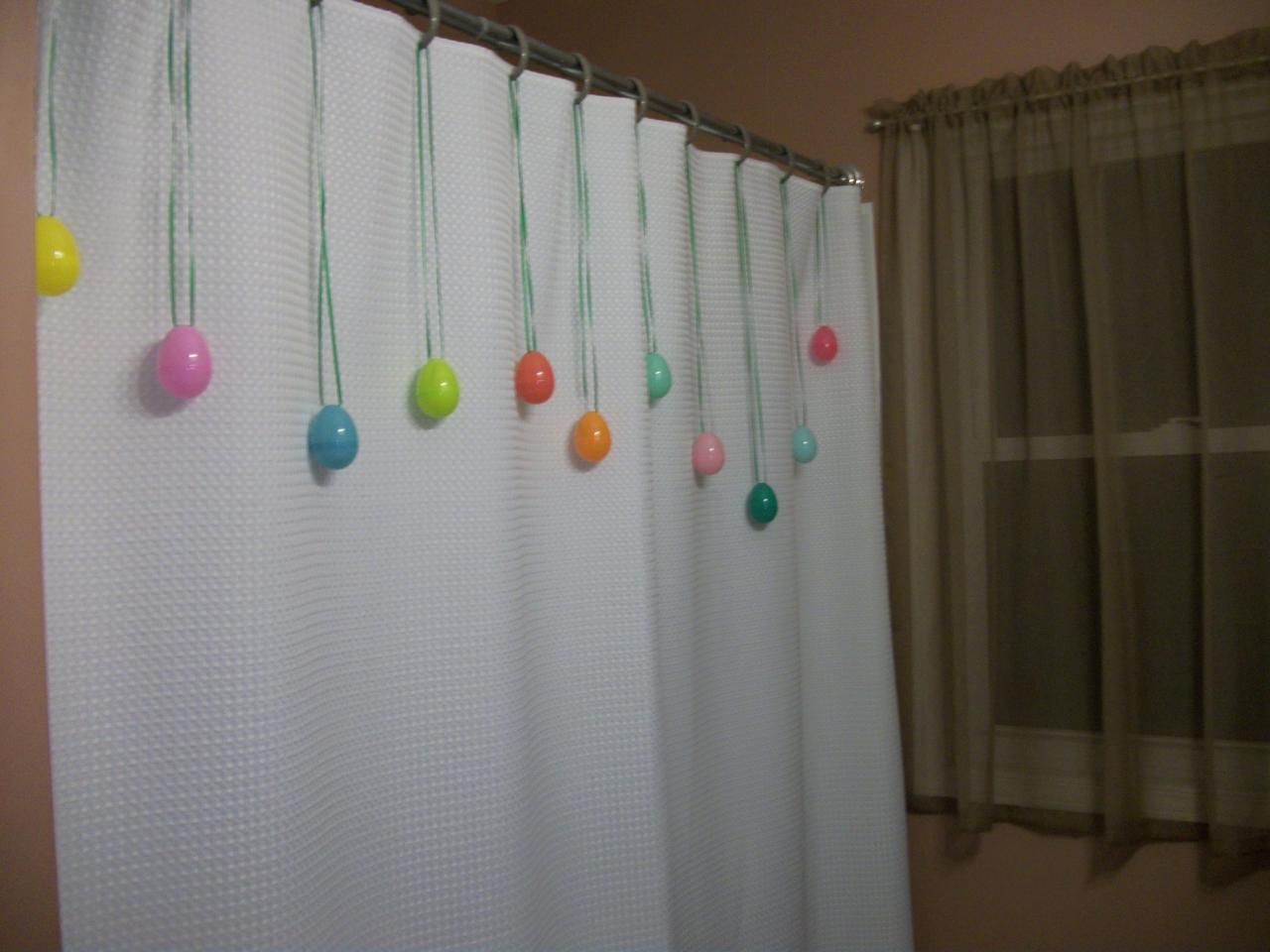 Easter decorations in the bathroom! Decor, Easter, Baby