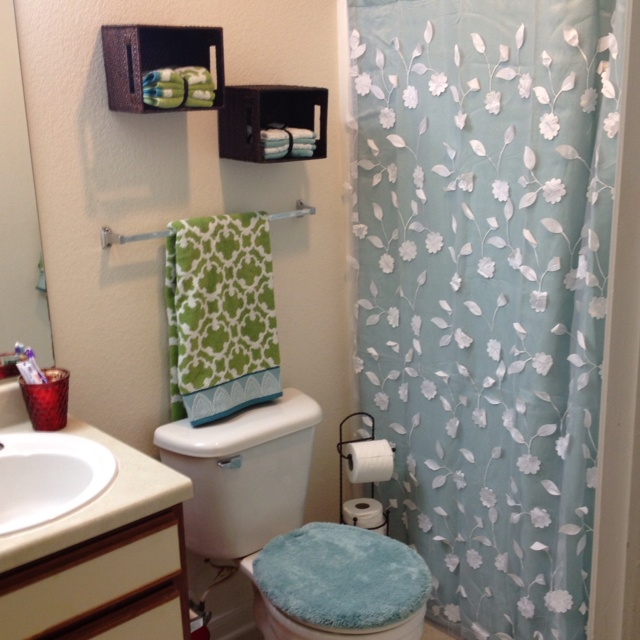 34 best Great Dorm Bathroom ideas images on Pinterest Bathroom