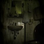 Creepy Bathroom Pictures canvasisto