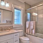 60 Elegant Small Master Bathroom Remodel Ideas (32 Enteriőrök