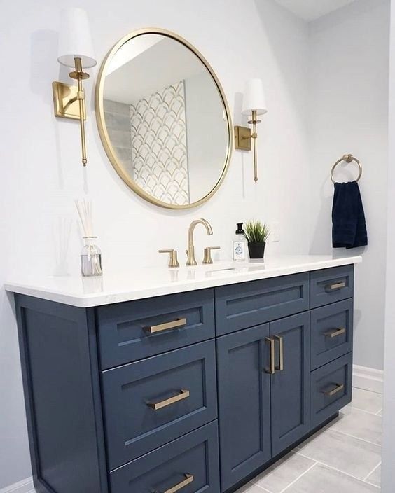 I like the navy blue with the gold accents 1000 in 2020 Bathroom