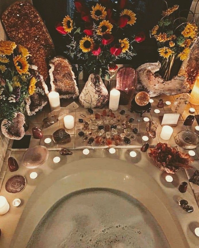 spiritual healing bath in 2020 Crystal bath, Decor, Meditation rooms