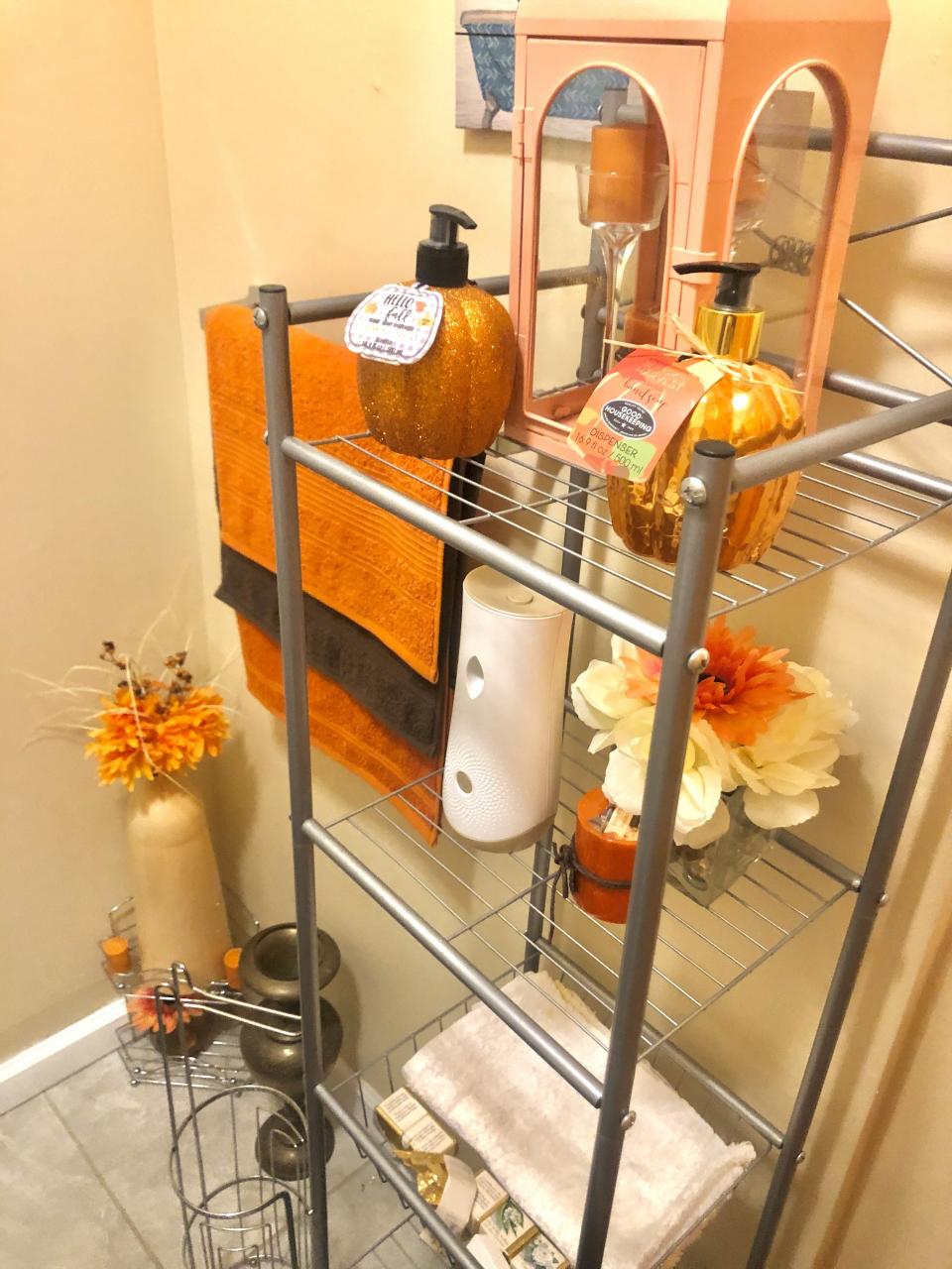 Fall Bathroom Decor Fall bathroom decor, Bathroom decor, Fall bathroom