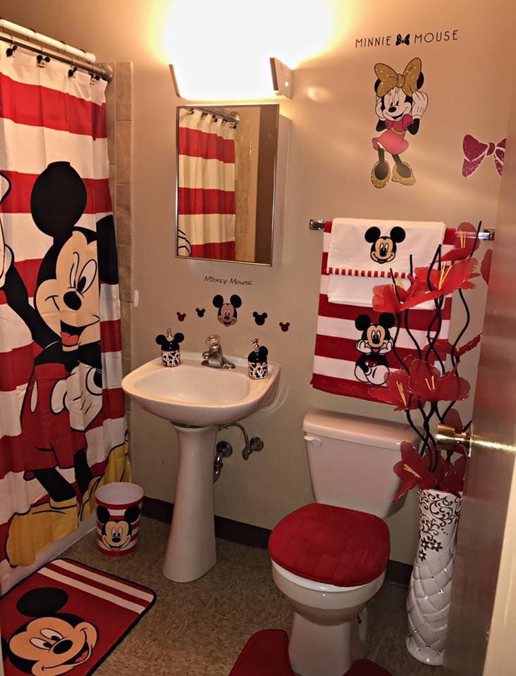 Micky Mouse Bathroom Disney bathroom, Mickey bathroom, Mickey mouse