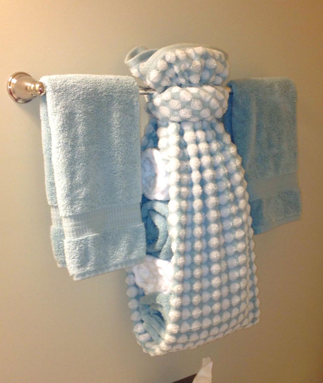 Hand towel display for guest bath Bathroom towel decor, Bathroom hand