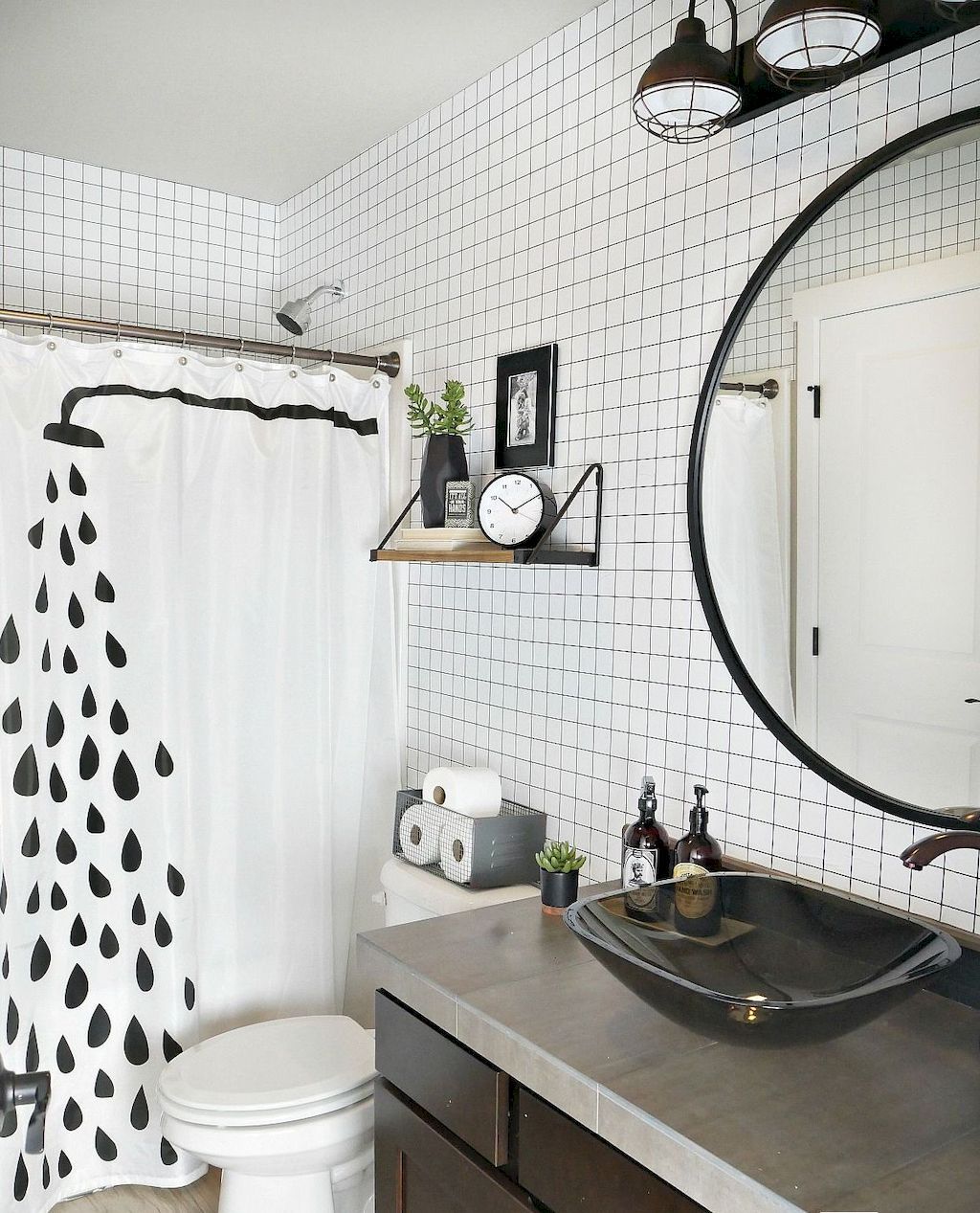 93 Cool Black And White Bathroom Design Ideas Fall bathroom decor