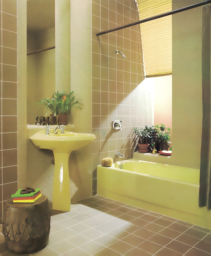 '80s Bathroom Style Tub Talk Mirror80
