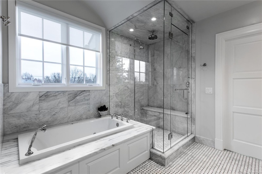 Rational Programs In Bathroom Remodeling An Easy Overview Albert Diato