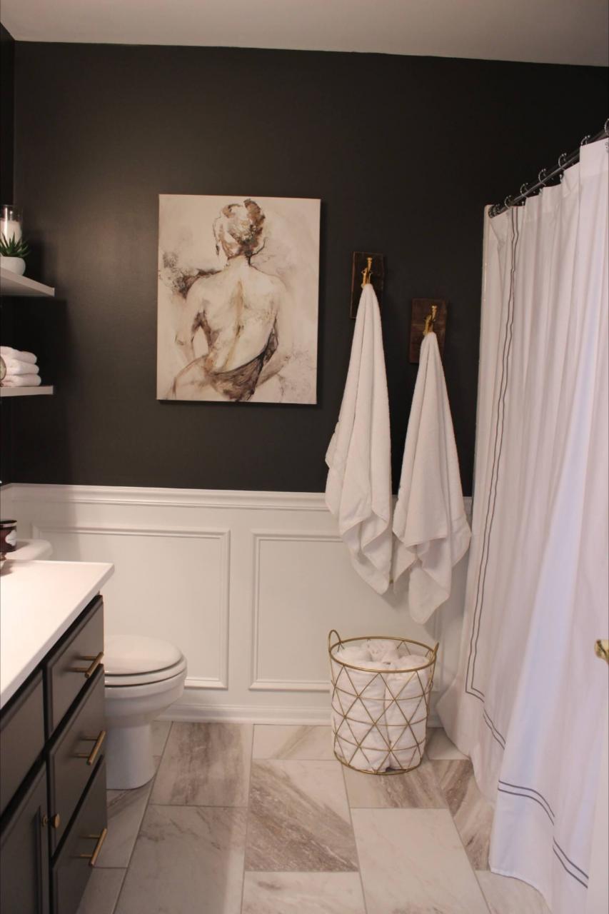 21 Trendy Bathroom Wall Decor Ideas To Add Elegance To Your Bathroom in