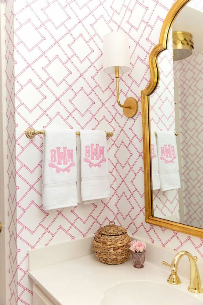 Preppy Pink Bathroom Reveal Preppy room decor, Cute dorm rooms