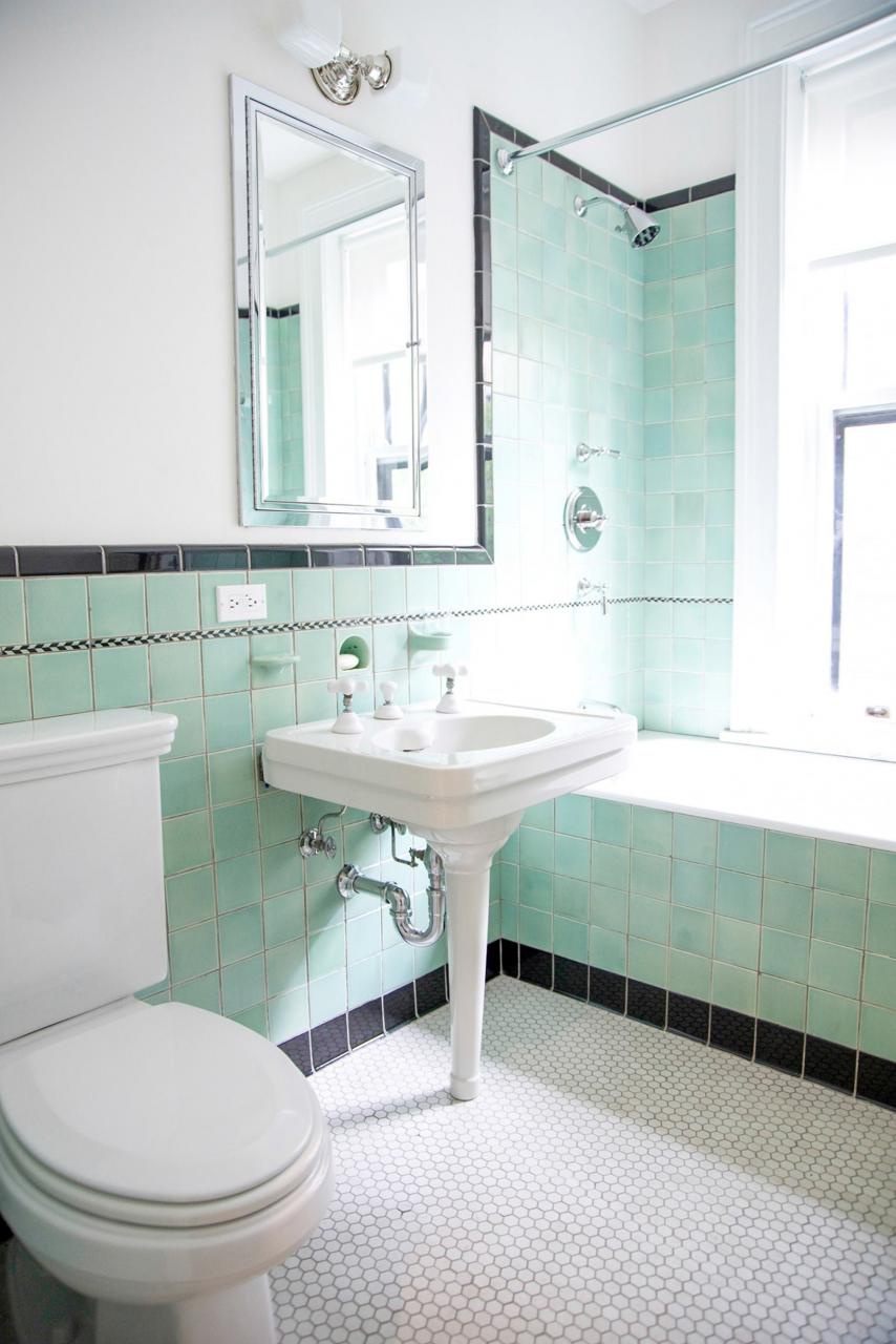 15 Cool Retro Bathroom Ideas That Will Work in Your Modern Home Salle