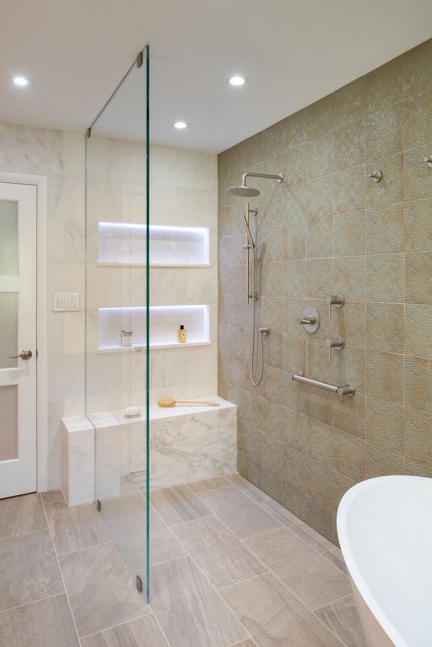 10+ Inspirational Simple Bathroom Shower Design And Decoration Ideas