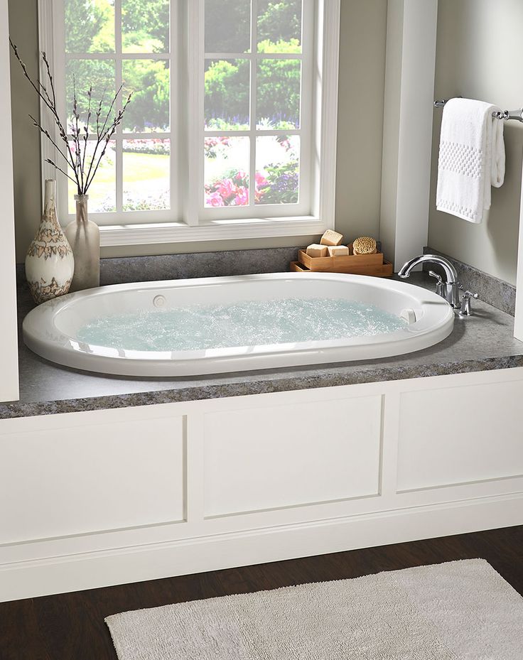 Enjoy a soothing soak in this Ridgefield Whirlpool. This soaker tub