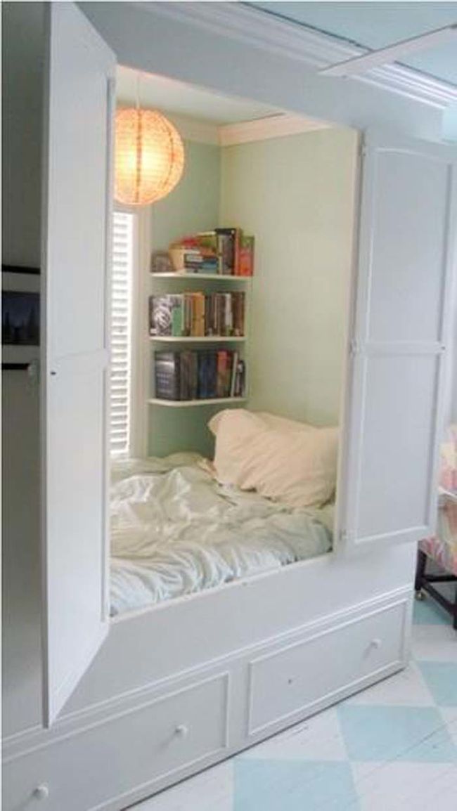 5.) Hidden sleeping space in the Unique bed design, Creative
