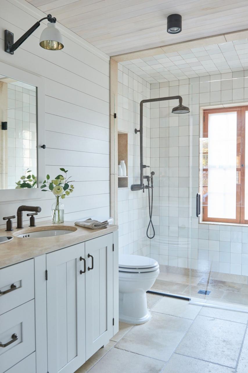 Coastal Modern Farmhouse Style Greenwich Connecticut Barn Bath Bath