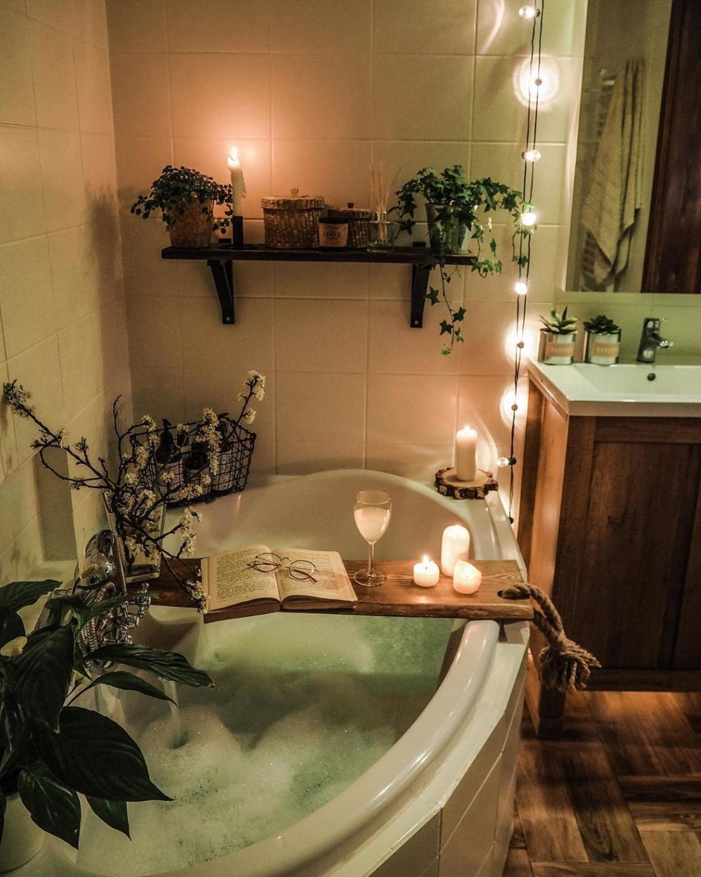 Ecoutery on Twitter in 2020 Bathtub decor, Romantic bathrooms, Rustic